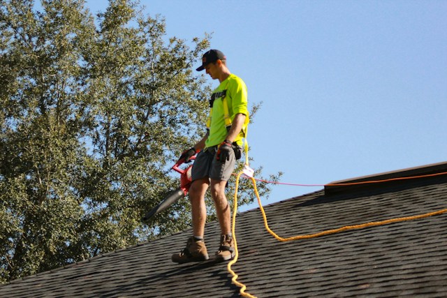 Understanding Roof Installation Contractor Licensing